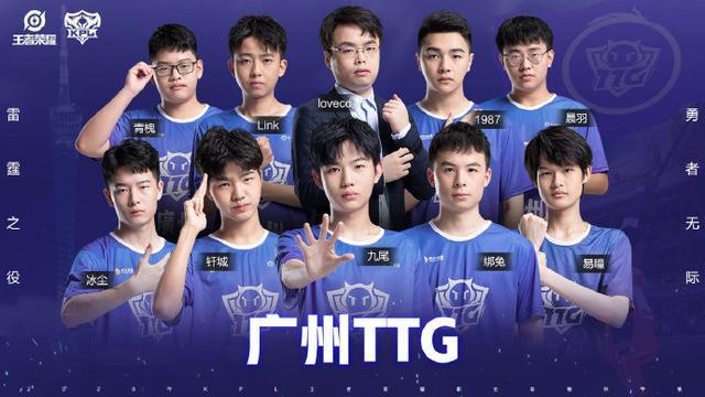 出其独特的