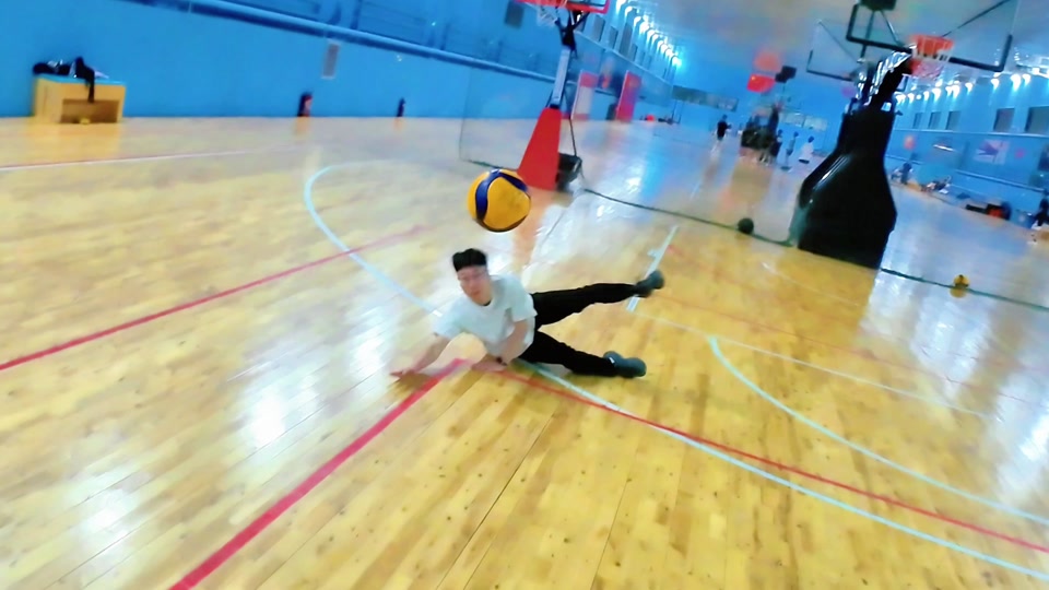 从而确保球 从而确保球