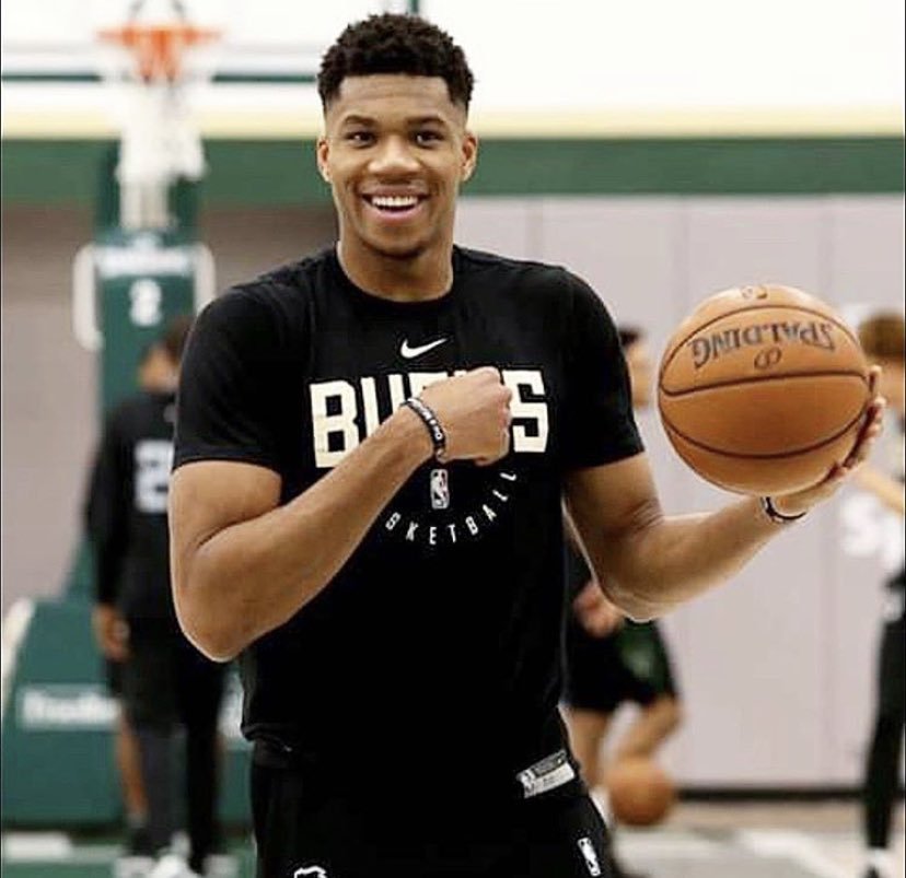 前锋以其精 前锋以其精