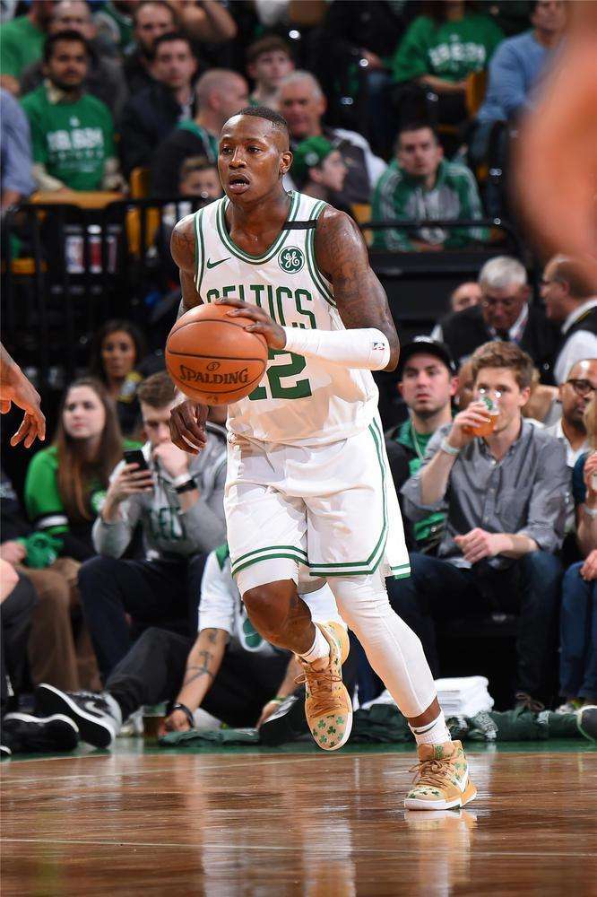 而阿圭罗的 而阿圭罗的