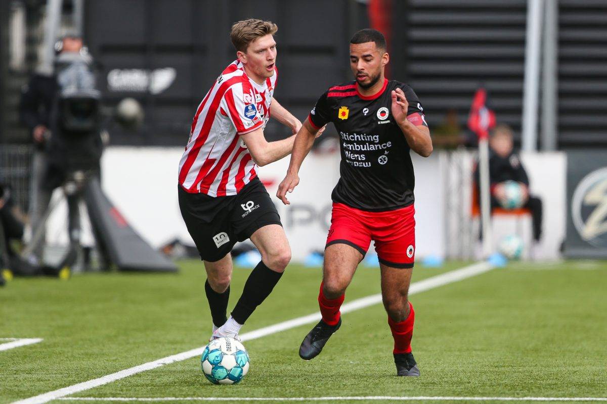 里夫斯不仅 里夫斯不仅