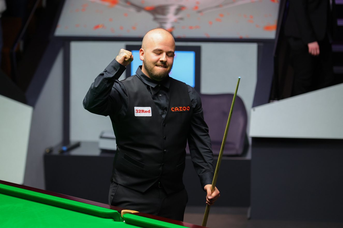 精神无疑成 精神无疑成